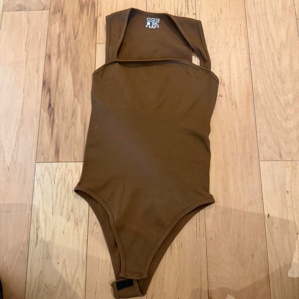 Brown Ribbed Bodysuit - Picture 1 of 5